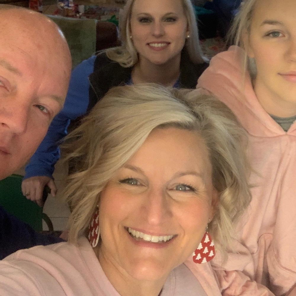 Meet your Posher, Traci